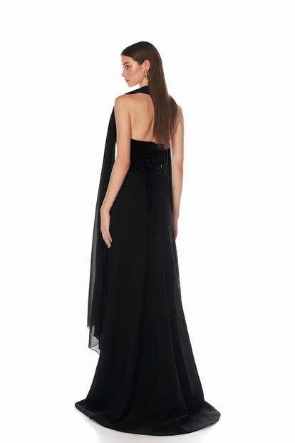 Schwarzes  mit Meerjungfrauenschnitt verziertes Abendkleid